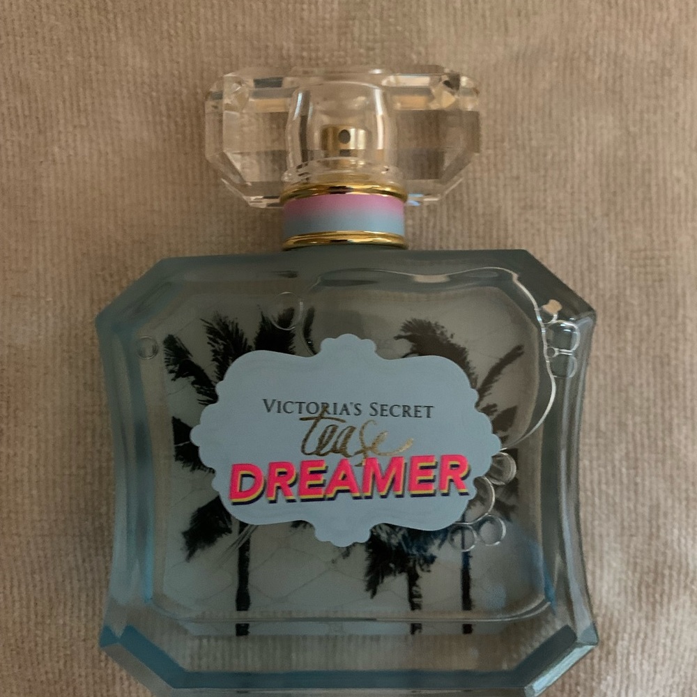 Victoria’s Secret Tease Dreamer